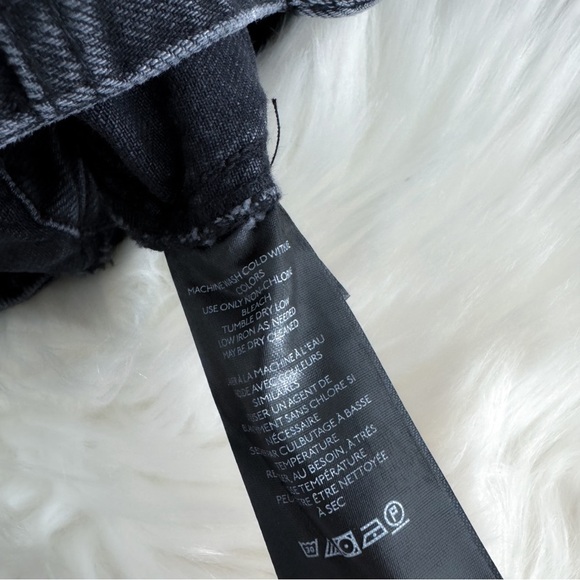 Free People We The Free Marci Cuffed Shortalls Rebel Black Shorts Denim Romper M - Picture 9 of 12